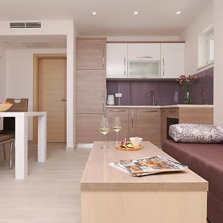 Apartments Hermes Tučepi Extérieur photo