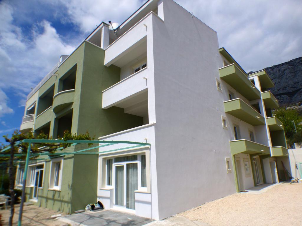 Apartments Hermes Tučepi Extérieur photo