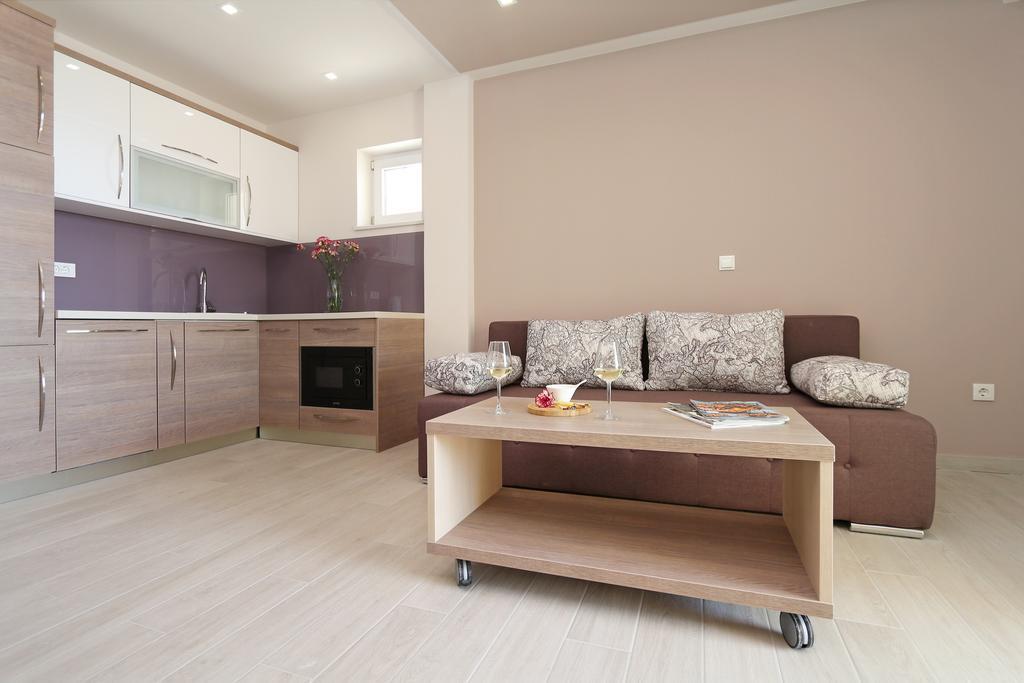 Apartments Hermes Tučepi Extérieur photo